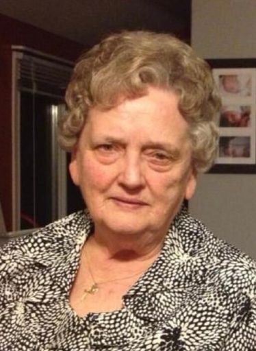 Johanna "Joanne" (Knoop)  Vanderlinden Profile Photo