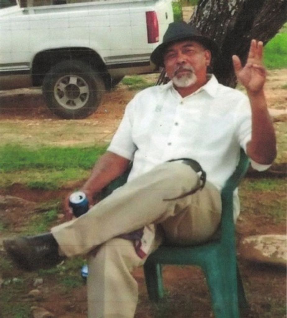 Luis B. Aguilar Profile Photo