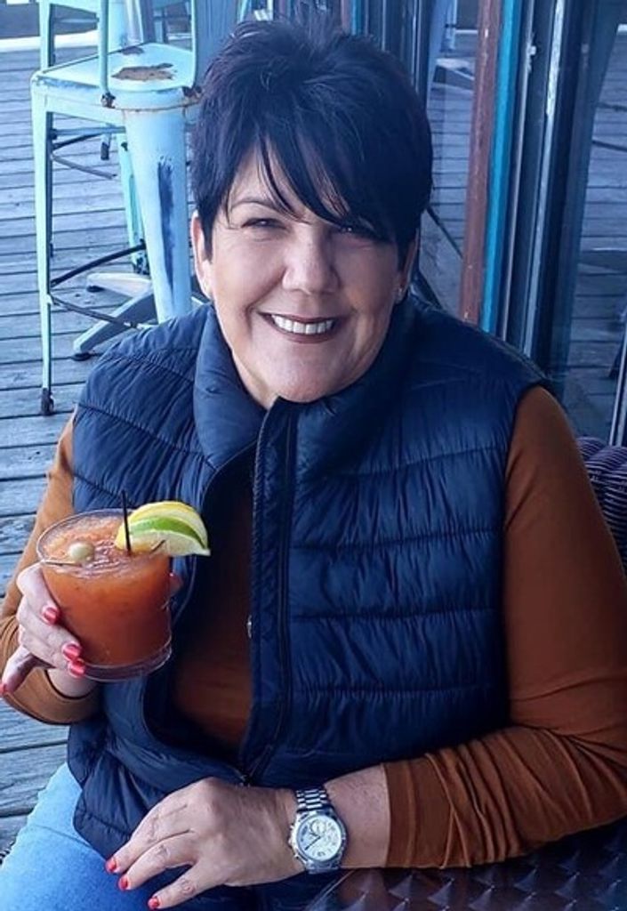 Holly Ruth Wray Profile Photo