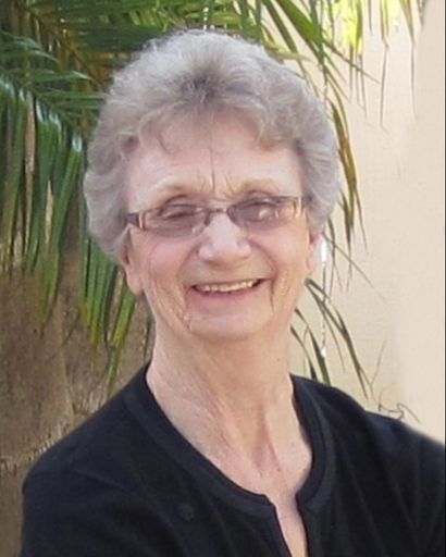 Joan Evelyn MacRae's obituary image
