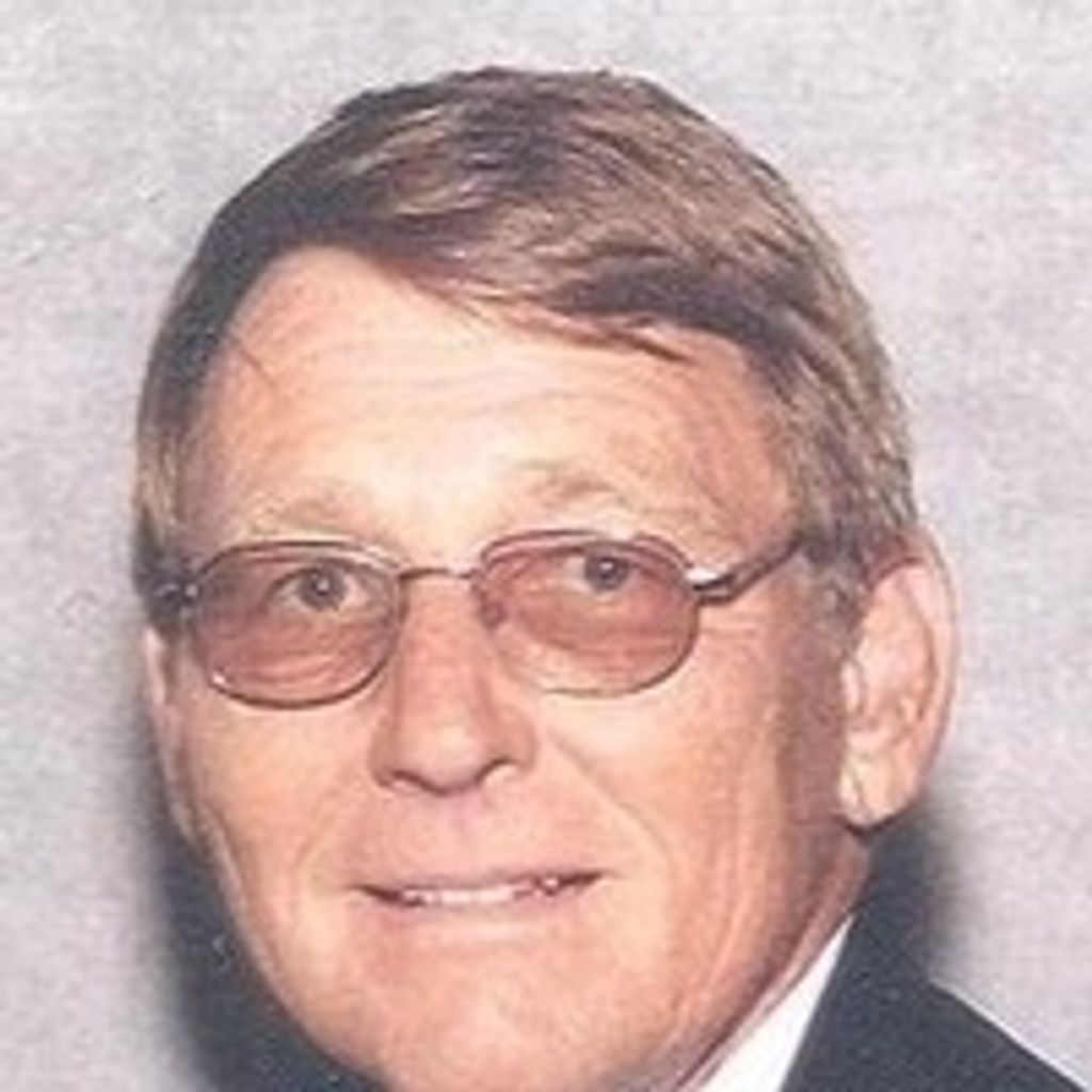 Kevin  R. Calhan