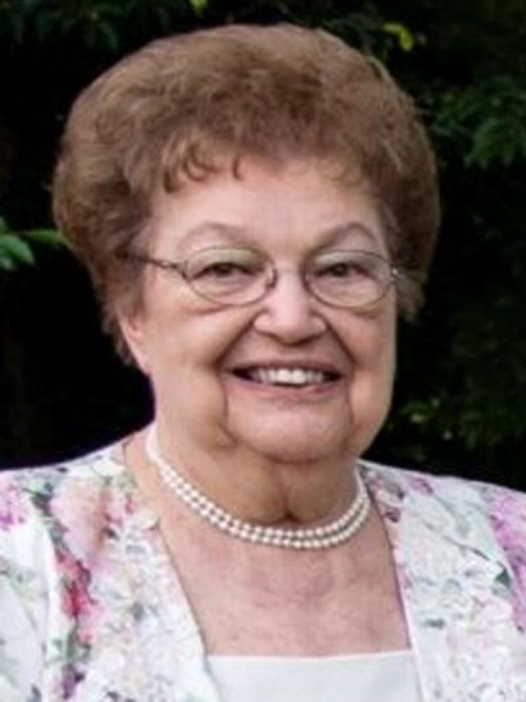 Antonia Royer Profile Photo