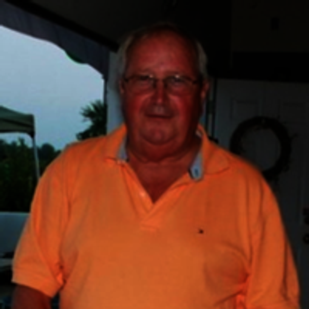 Dawn Wayne Markwood