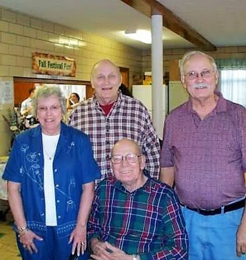Bernard Lee Moore photo gallery thumbnail 105 of 293