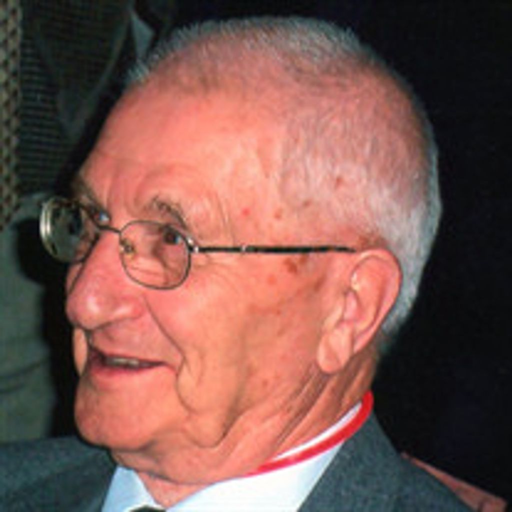 Warren VanderLinden