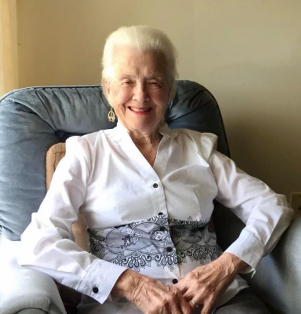 Helen M Bruno Profile Photo
