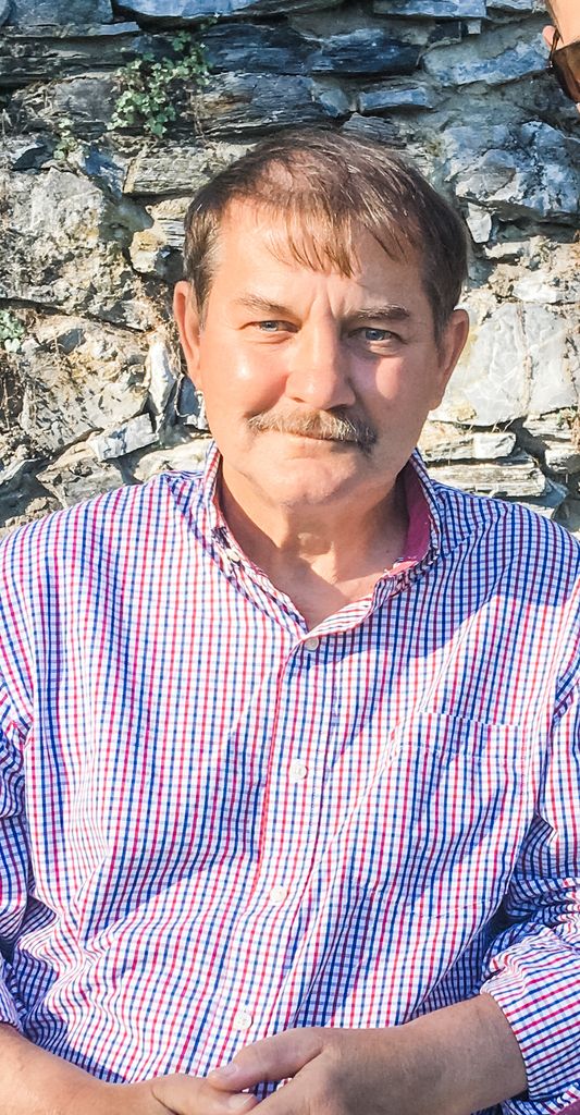 Steve John O'Neil Profile Photo