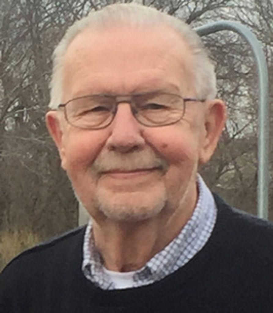 Leon Maahs Profile Photo