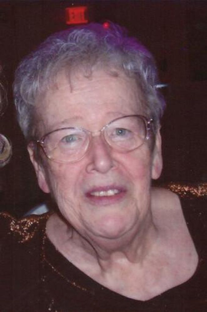 Gertrude M (Conover) Macher