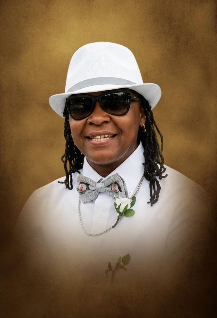 Shandolan Racquel Carey Profile Photo