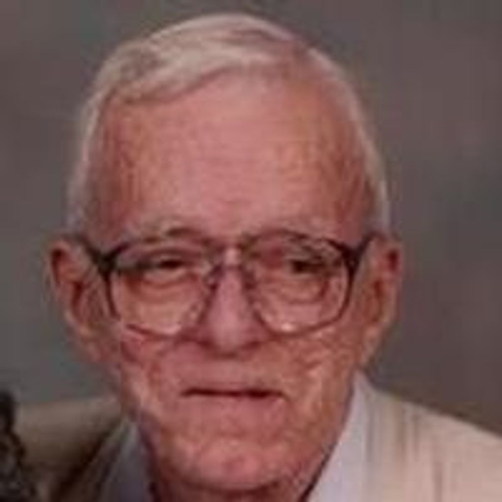 Walter T Kelly Jr