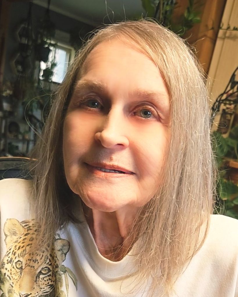 Marilyn J. HESS