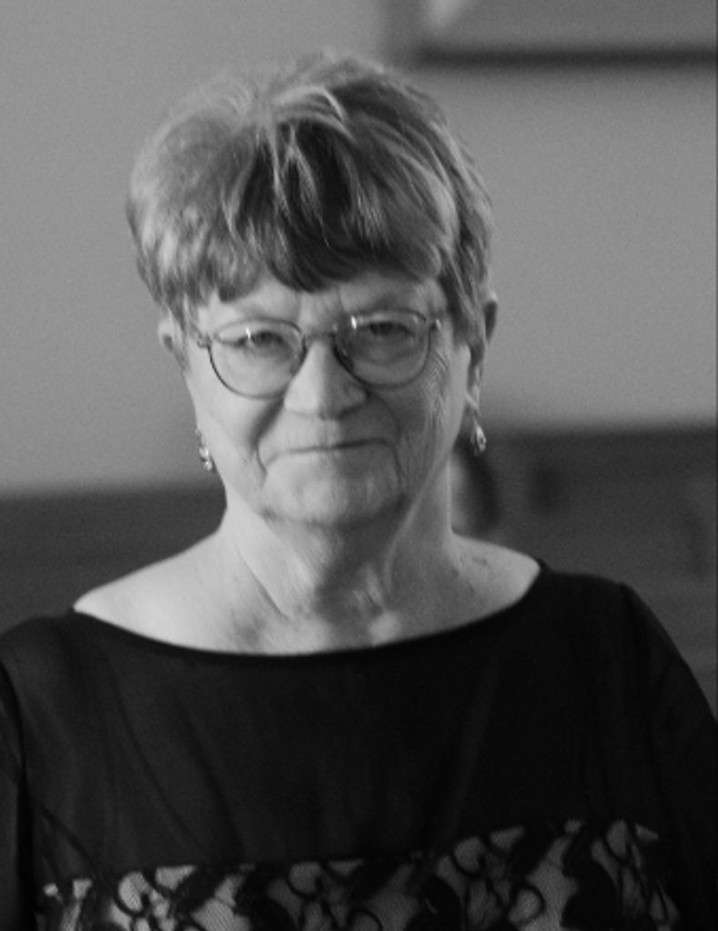 Carole Baker