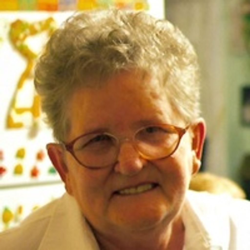 Mary Evelyn Lee