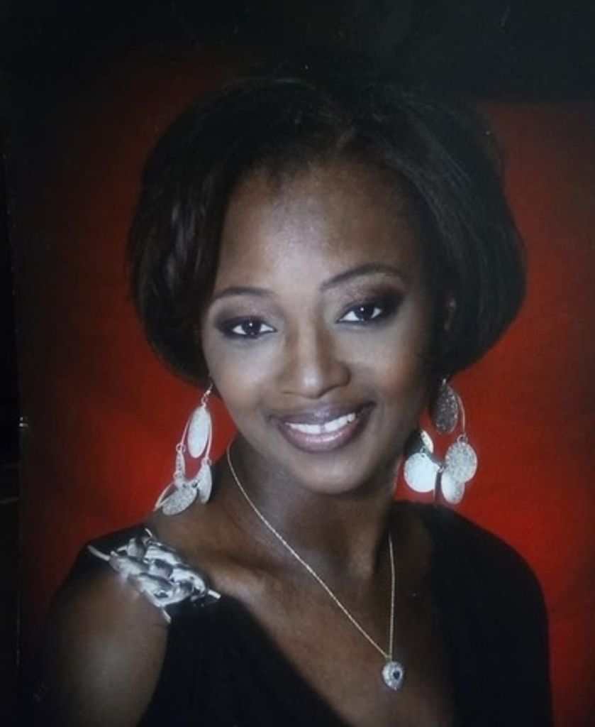 Ms. Samantha Thomas Profile Photo