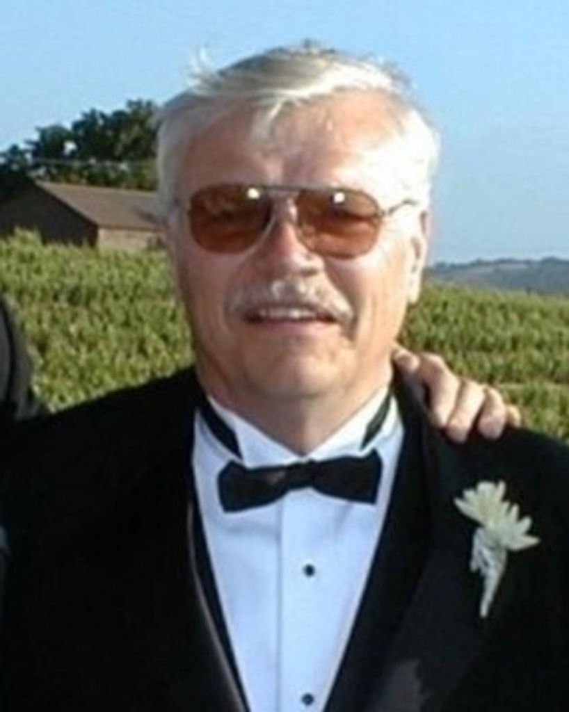 Robert Wilder Martin Profile Photo