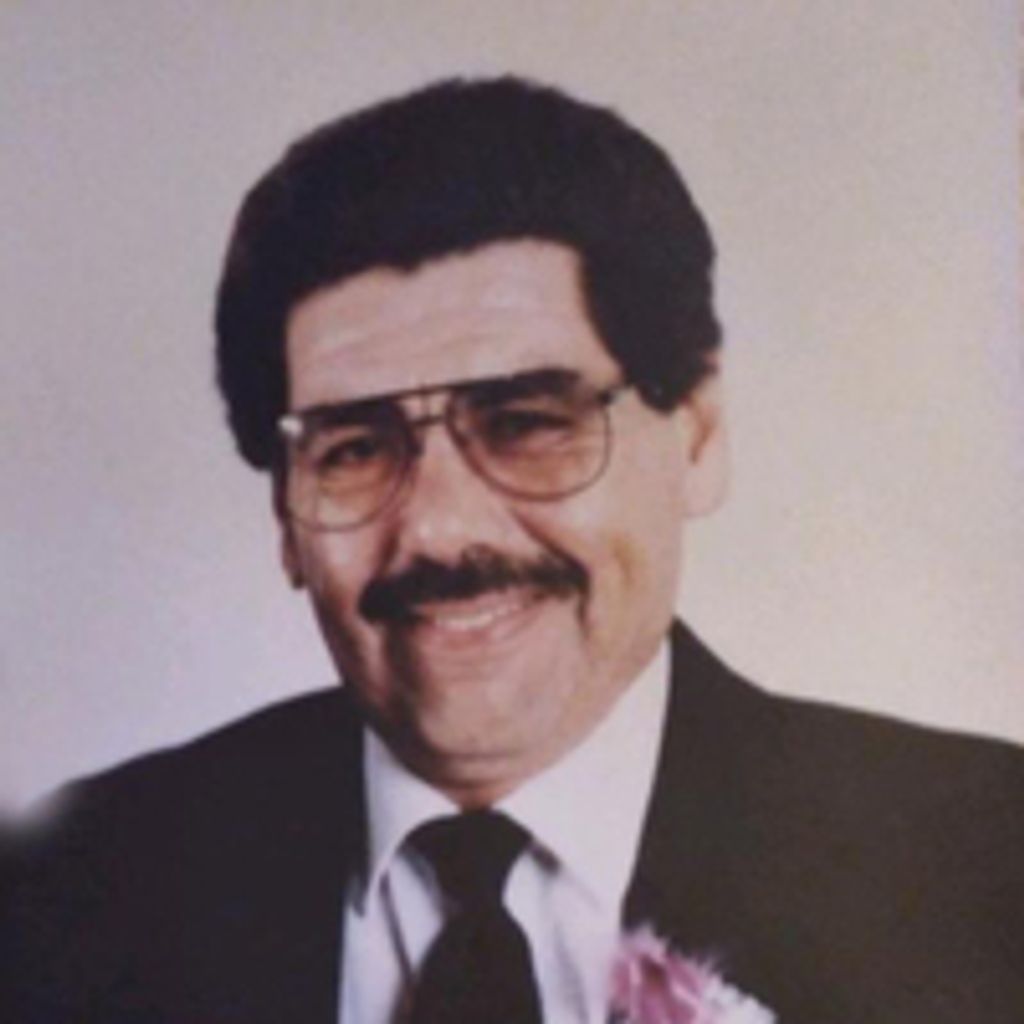 Alexander Ruiz