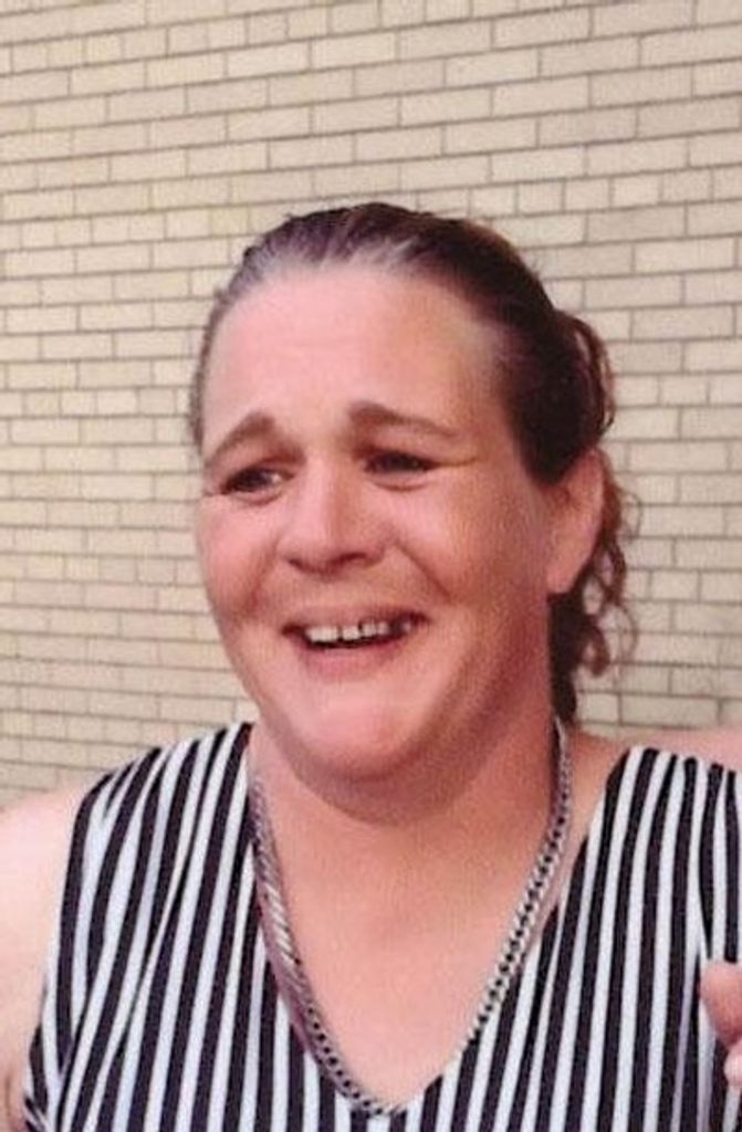 Tiffany Lynn Paden (White) Jones Profile Photo