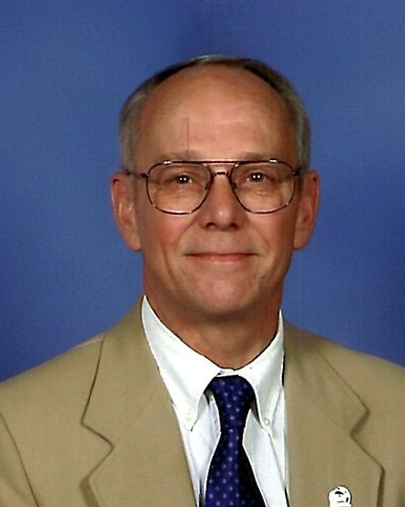 Charles Mayzlik Profile Photo