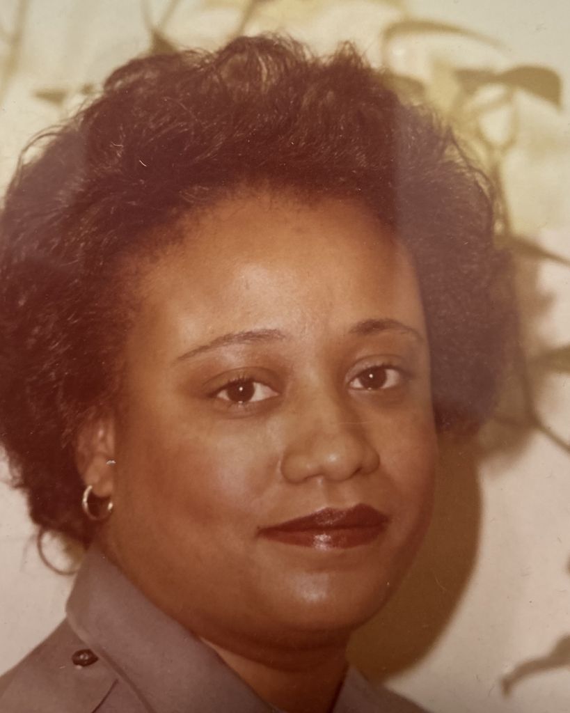 Karen Delores Holmes