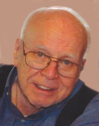 Robert "Bob" Moseley photo gallery thumbnail 1 of 47