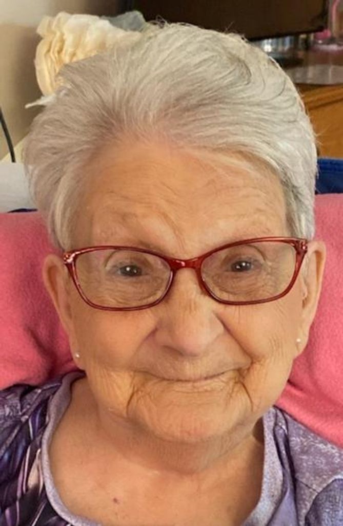 Helen Louise Mcneal Profile Photo
