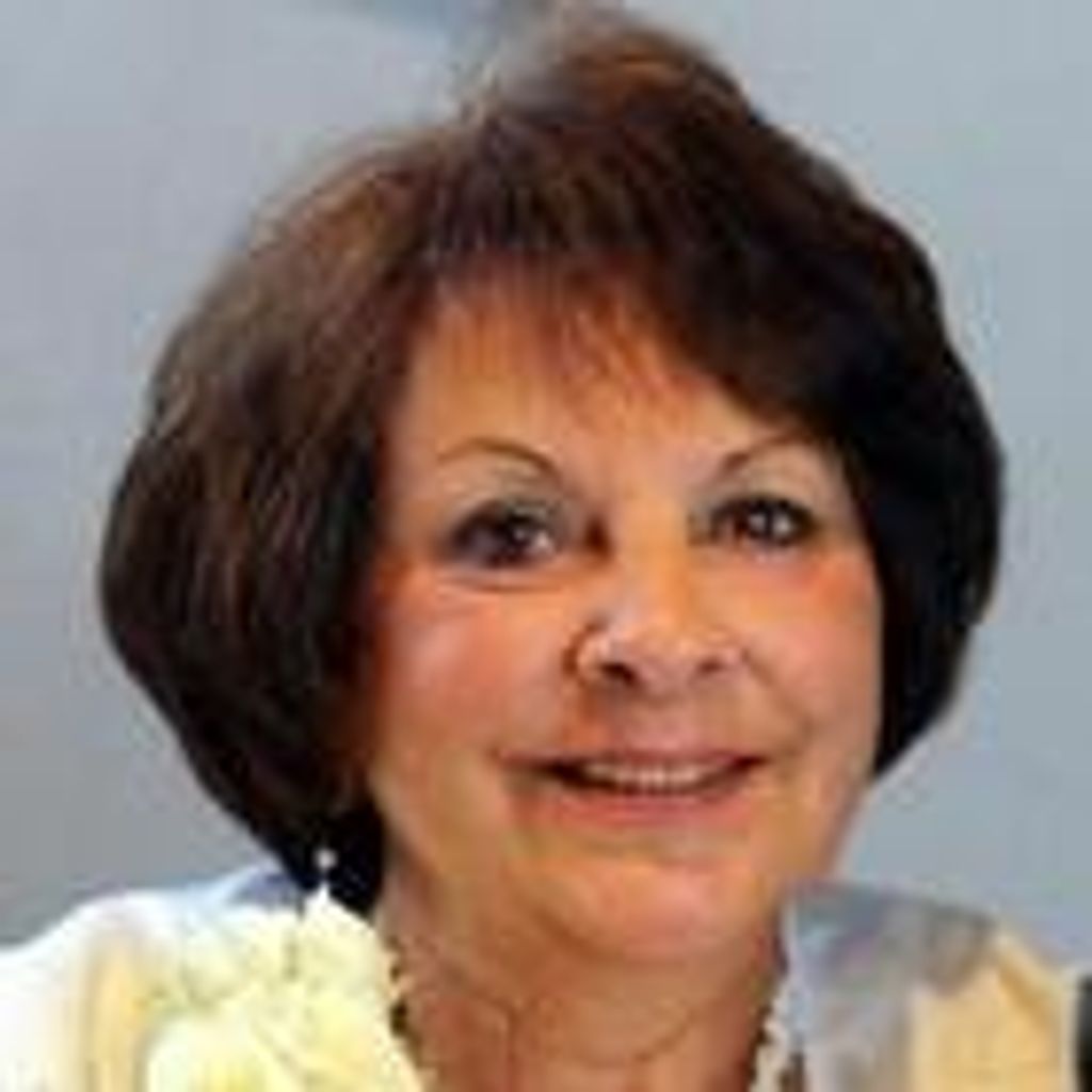 Elizabeth "Liz" Venetta