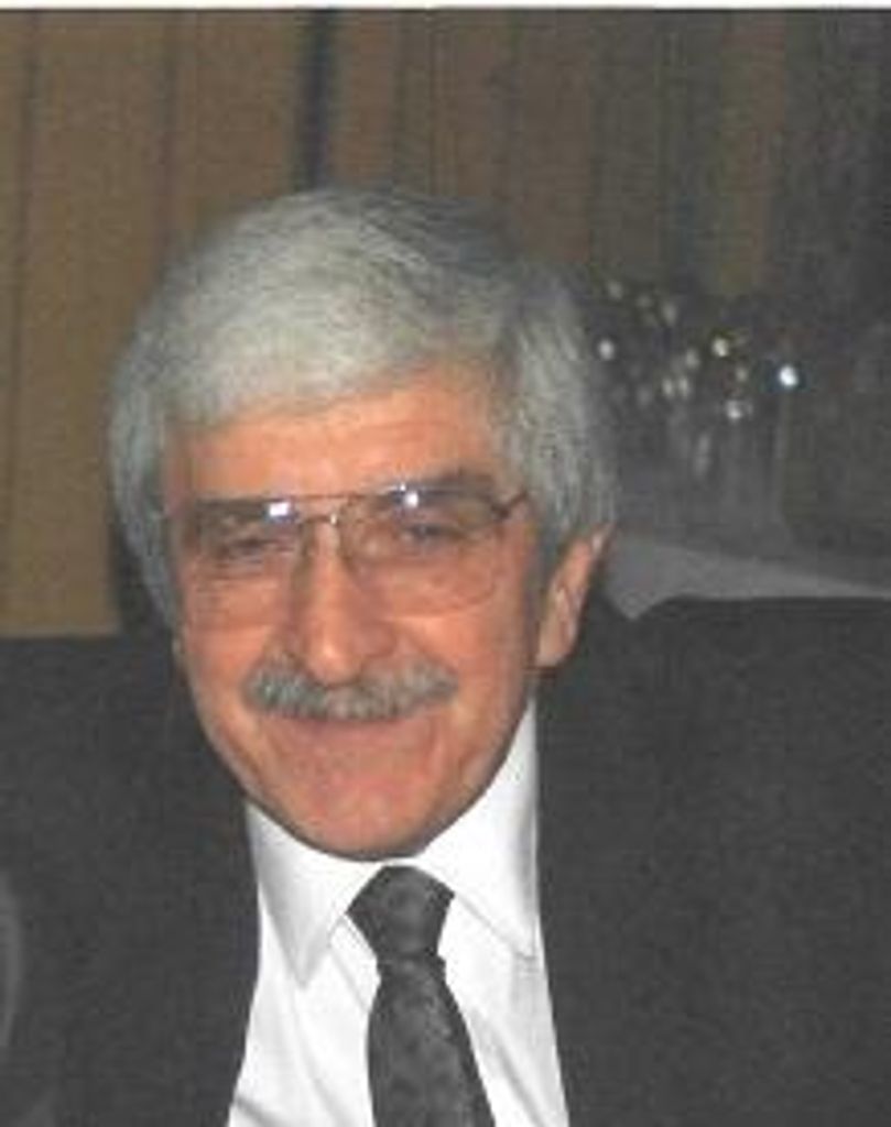 Leon Luncinski Profile Photo