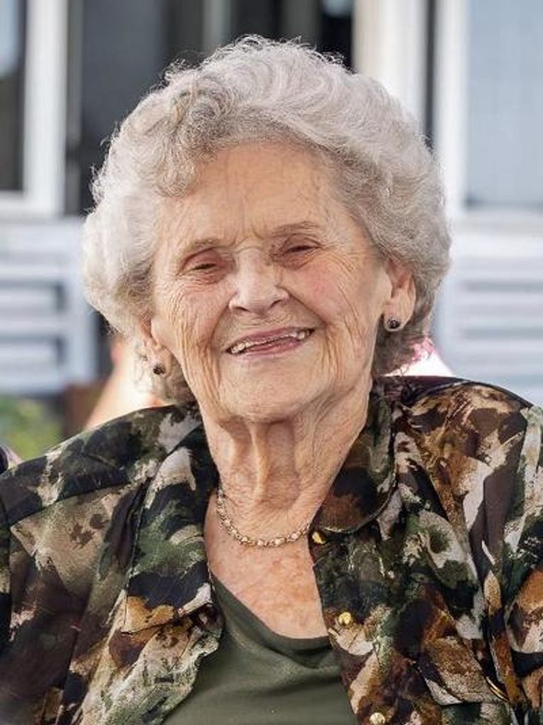 Peggy Lois Zrzavy Kostelnik