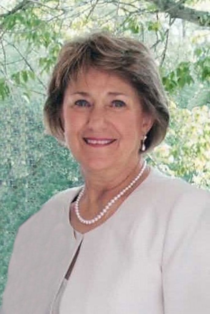 Carol Lee Hayes Profile Photo