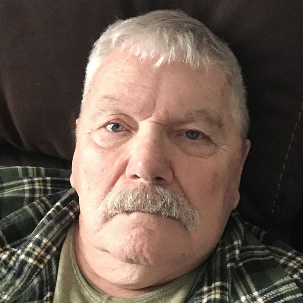 Thomas Dean Schacht Profile Photo