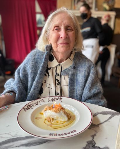 Bettie Lanham's obituary image