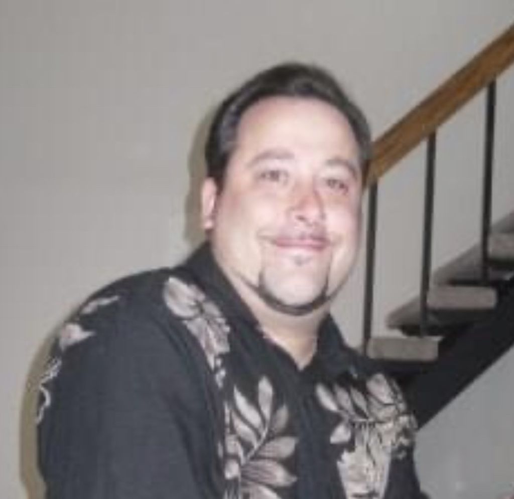 Christopher Derek Free Profile Photo