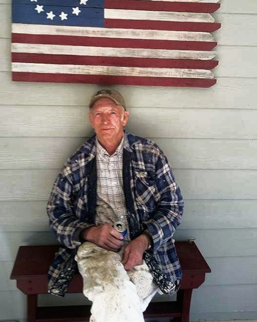 Robert Earl Tucker Profile Photo