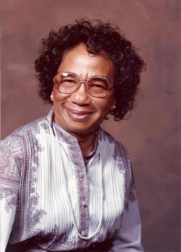 Mother Hassie Clemons Glee Profile Photo