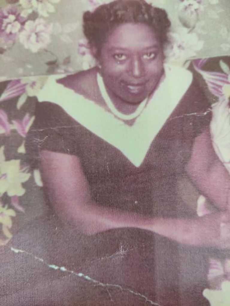 Lessie Roberson Profile Photo