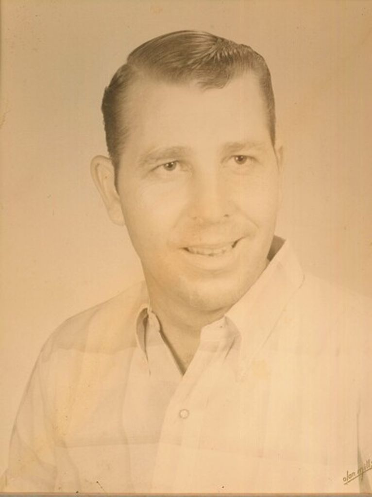Maxwell Jones Profile Photo