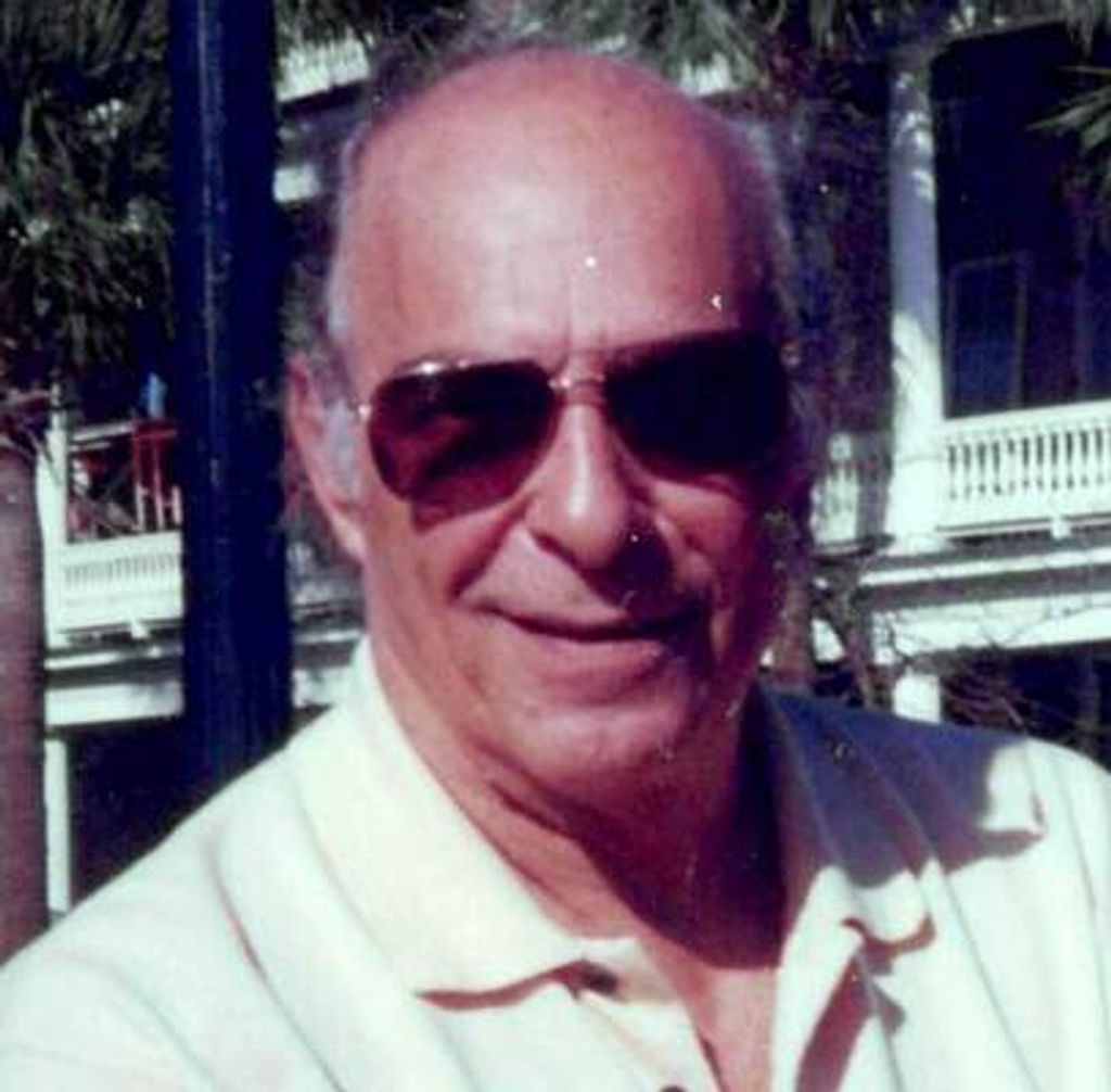 Michael Mennelli Jr. Profile Photo