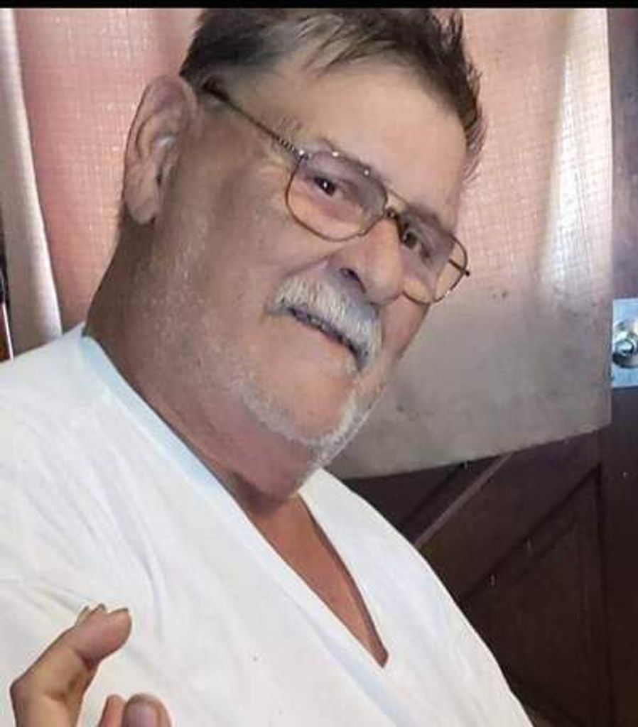 Louis John Heins, Jr. Profile Photo