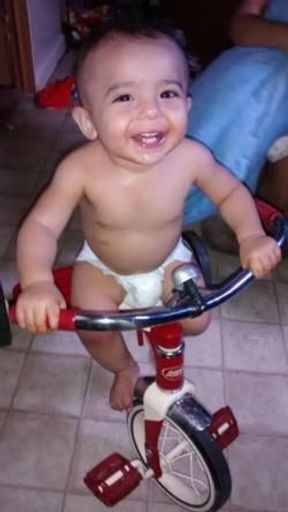 Arian Flores Profile Photo