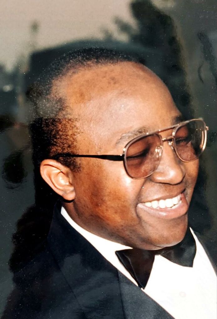 Alwyn Donovan Douglas, Sr. Profile Photo