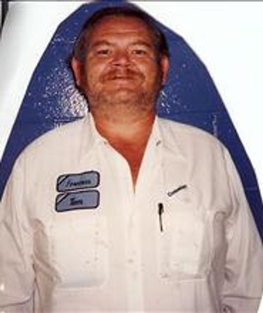 Thomas Merrill Mennes Profile Photo