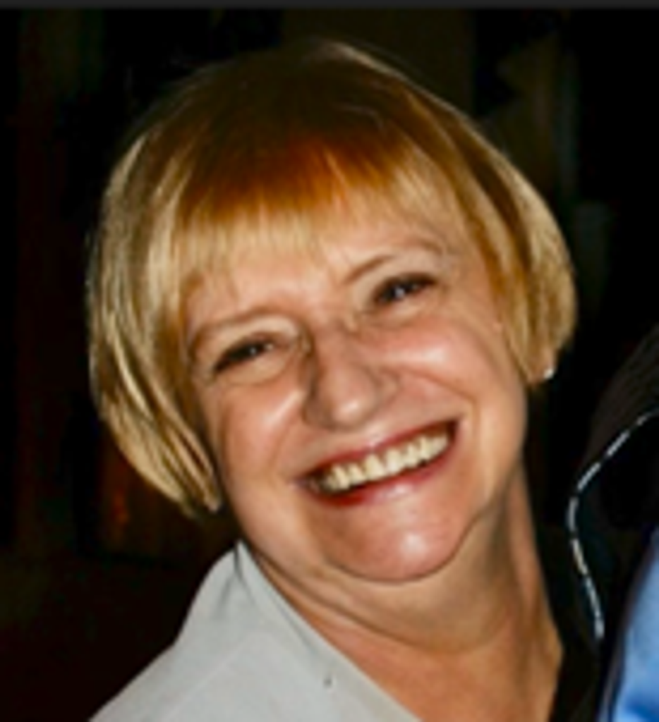 Willa Jean (Razer)  Barton