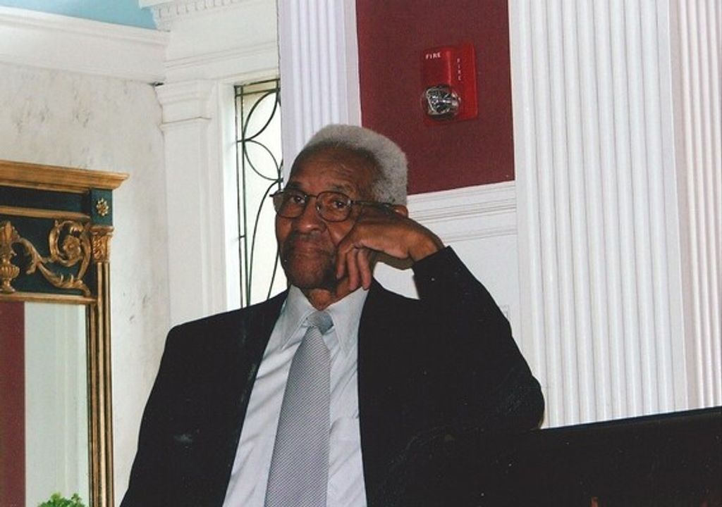 Walter Hall Profile Photo