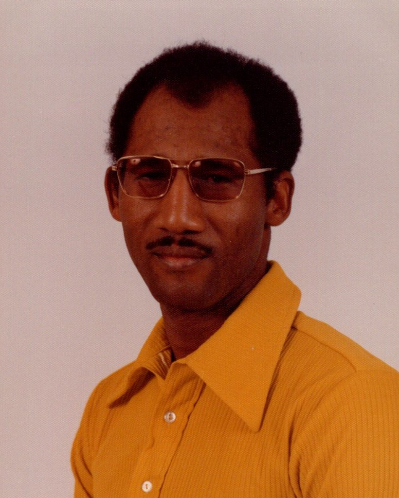 Robert Thomas Jr. Profile Photo