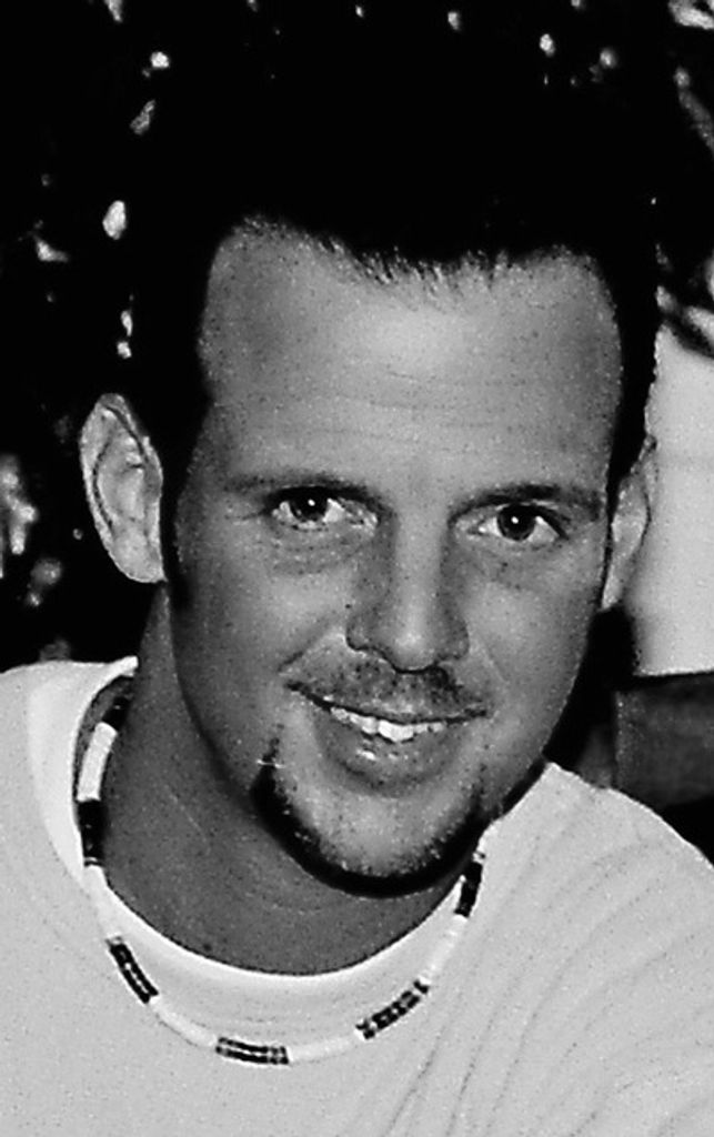 Robert John Tompkins Profile Photo