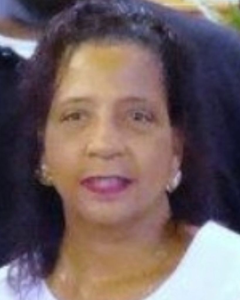 Sharon Denise Simmons  Davis