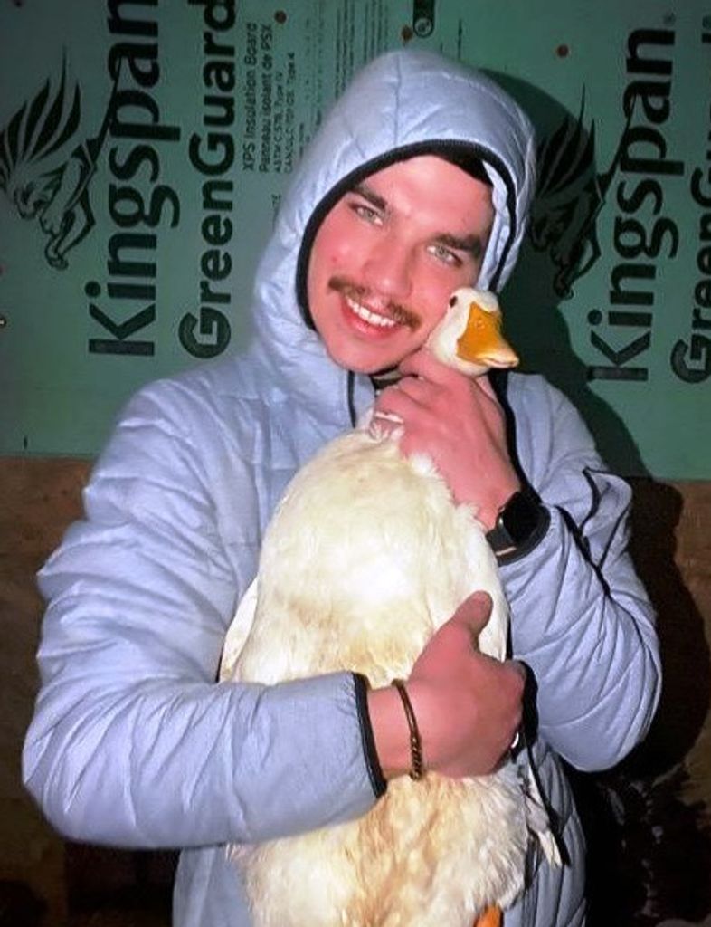 Skylor Colten Messer