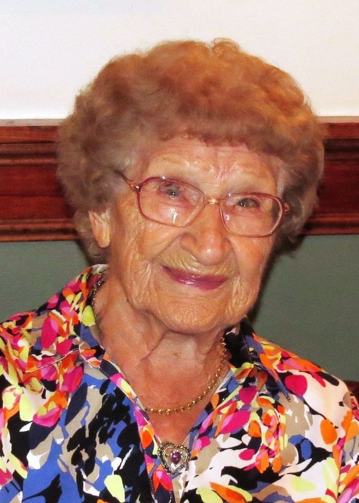 Helen (Papciak) Lavallee Profile Photo