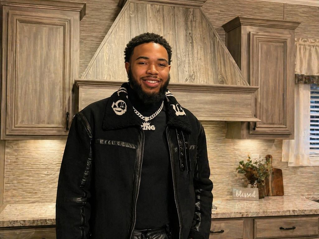 Tyler Seastrunk Profile Photo